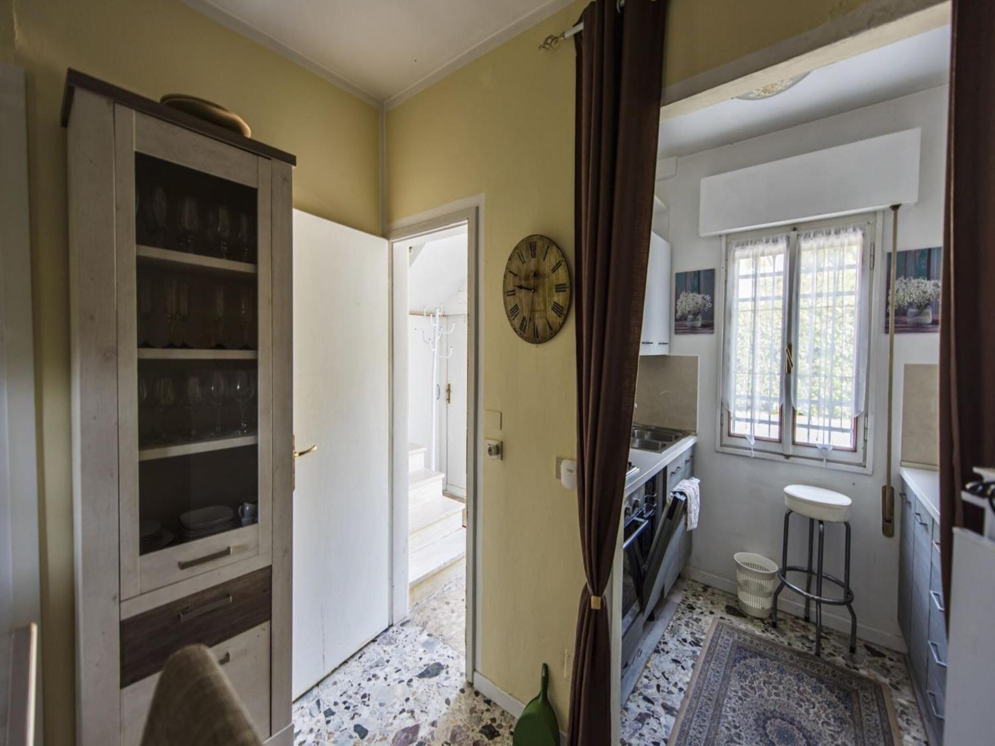 Villa Exclusive With Pool Near The